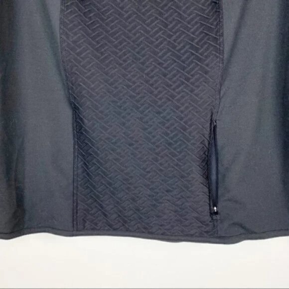 Lucy Black Quarter Zip Long Sleeve Pullover Running Athletic Jacket - Picture 3 of 7